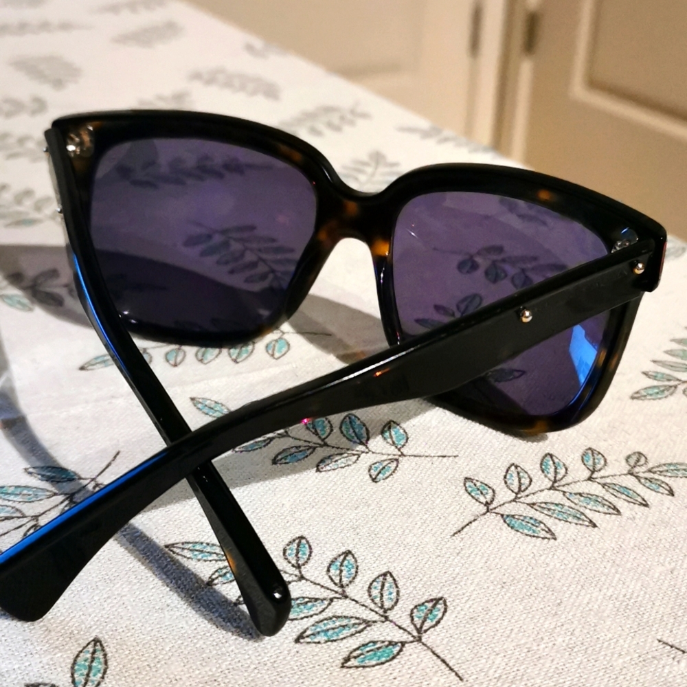Alexander McQueen sunglasses